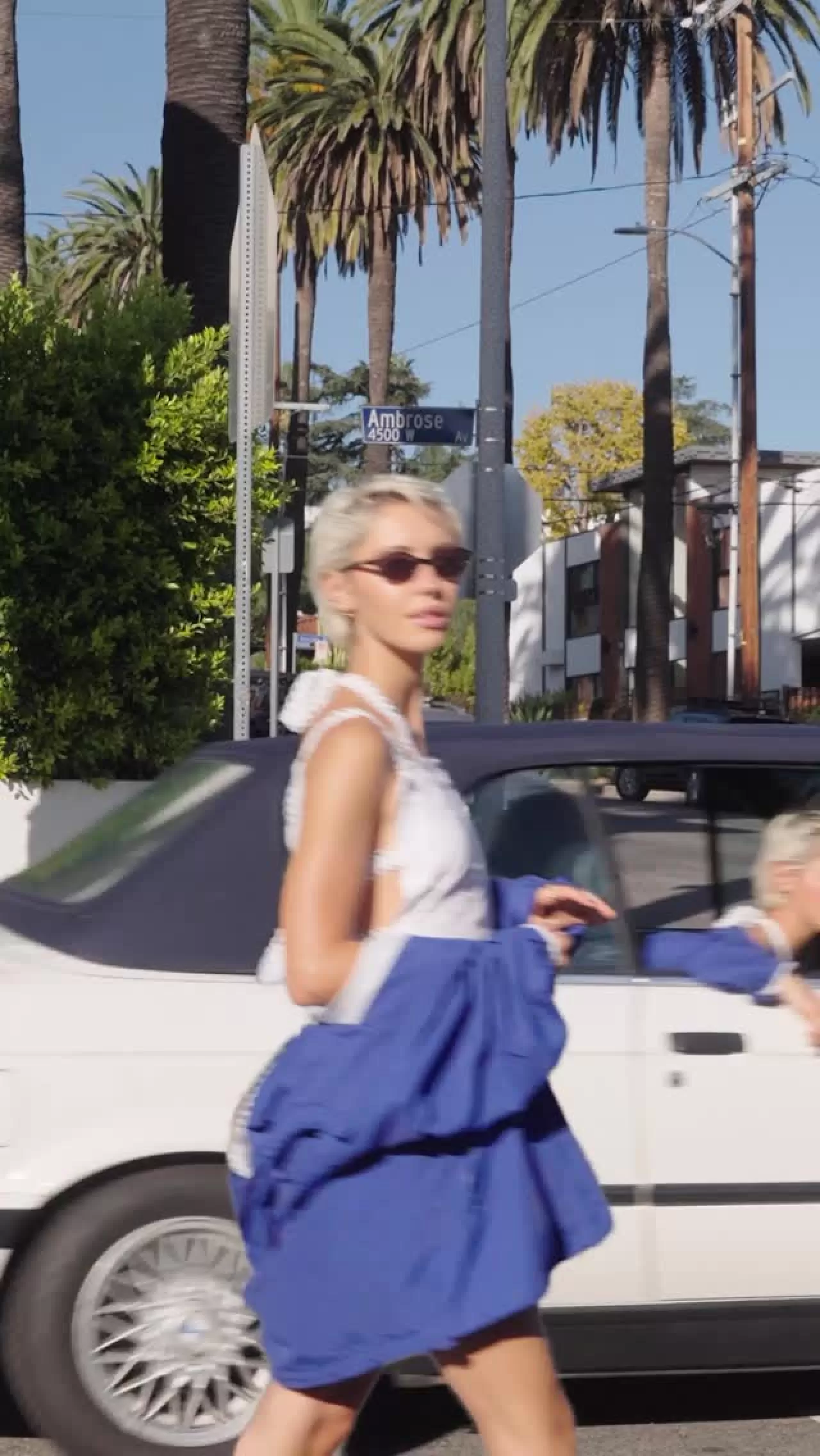 H&M Bahar/Yaz 2026 Koleksiyonu 'lirisaw' ile Zamanda Yolculuğa Çıkıyor