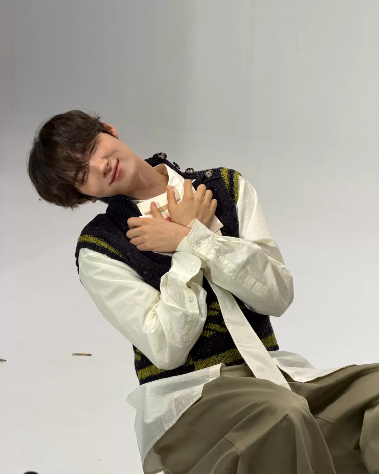 TWS'den Yeni Konsept: LOVE GUIDE ile Youngjae Öne Çıkıyor