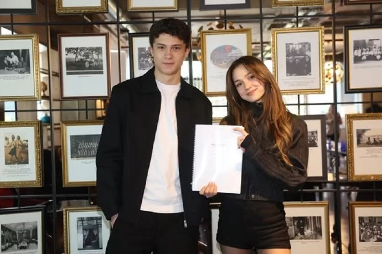 Kan Çiçekleri 70 Ülkede: Kadın Senaristlerin Küresel Başarı Sırrı