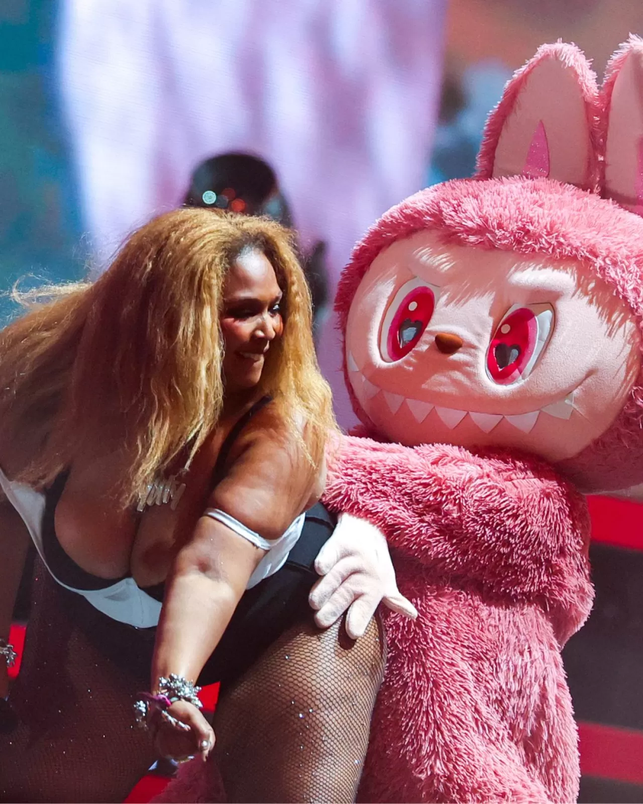 Lizzo Coachella 2026'daki Performansıyla İzleyicileri Büyüledi