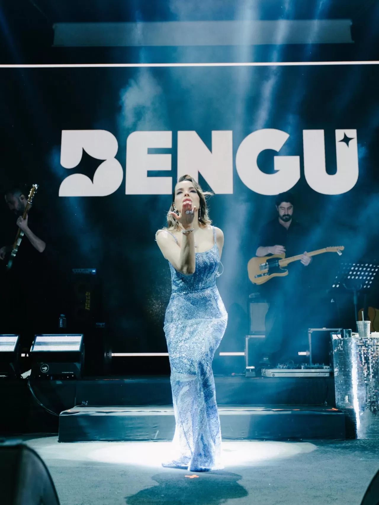 Bengü, Nöroşirürji Derneği Kongresi'nde Sahne Aldı