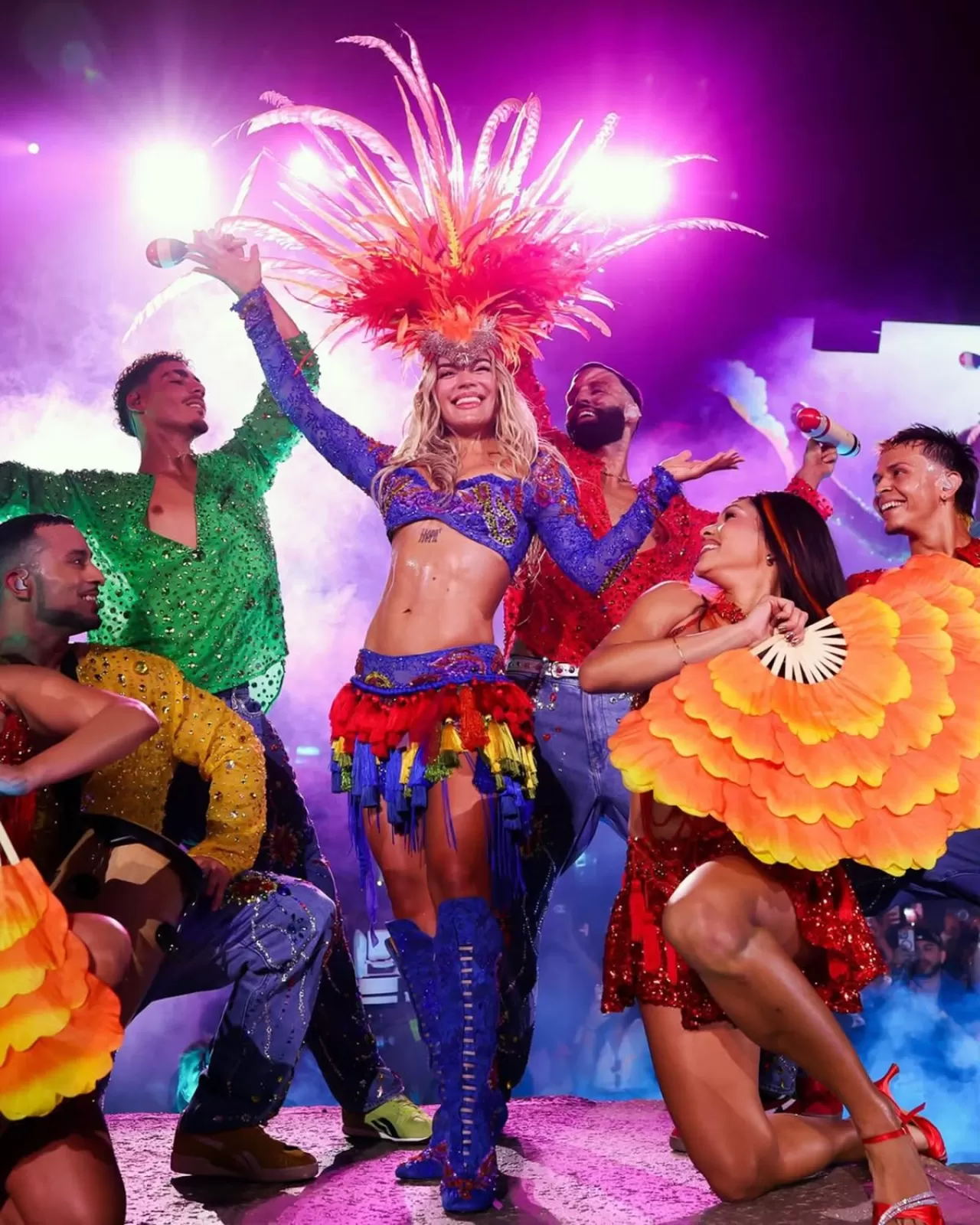 Karol G Coachella'da Tarih Yazdı: Etro'nun Özel Tasarımıyla Sahne Aldı