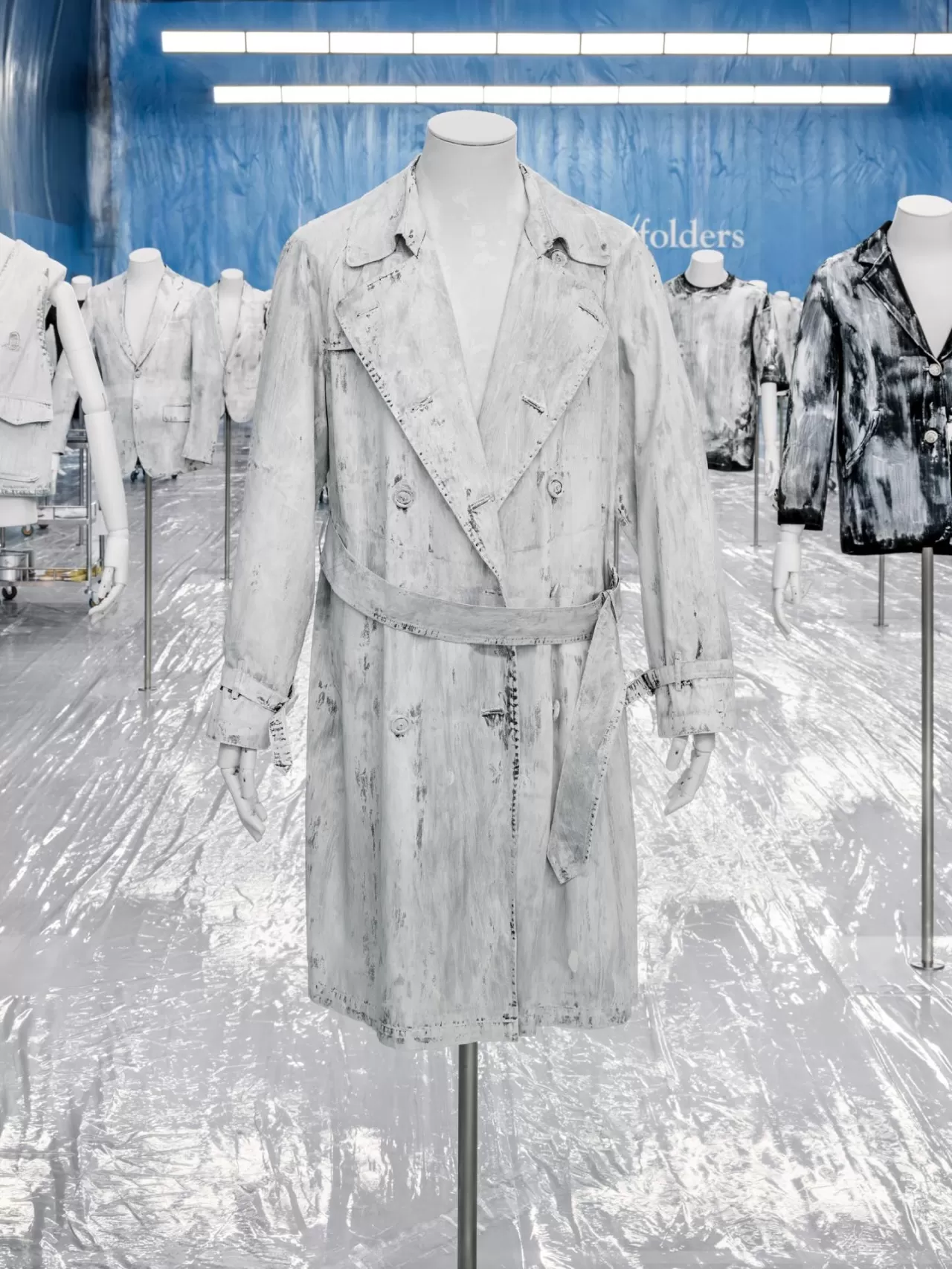 Bianchetto: Maison Margiela'nın Zamanın İzlerini Giysilere Taşıyan Sanatı