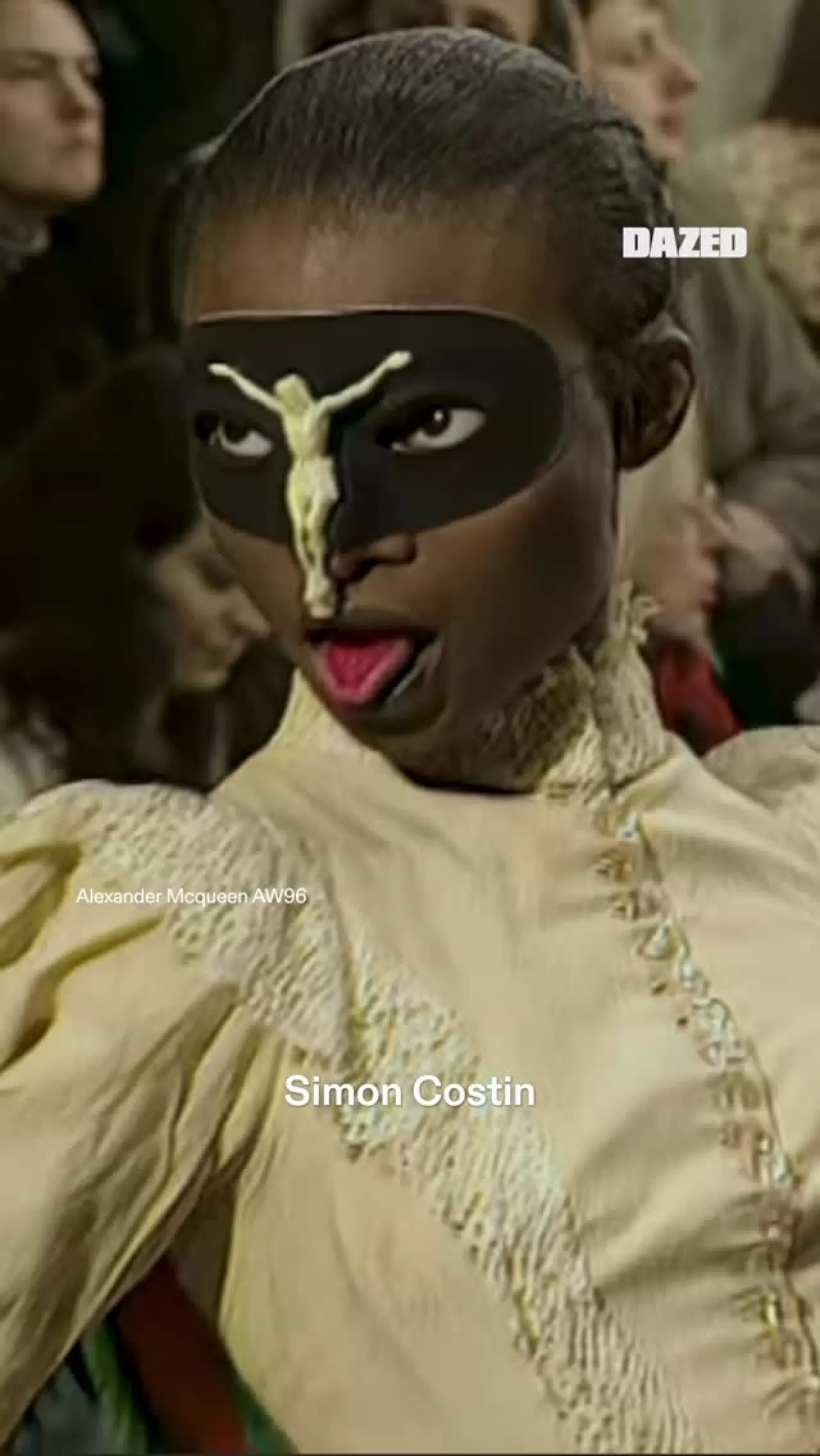 NordicPoetry'nin Brick Lane Mağazasında Nadir Moda Parçaları ve Ünlü Müşteriler