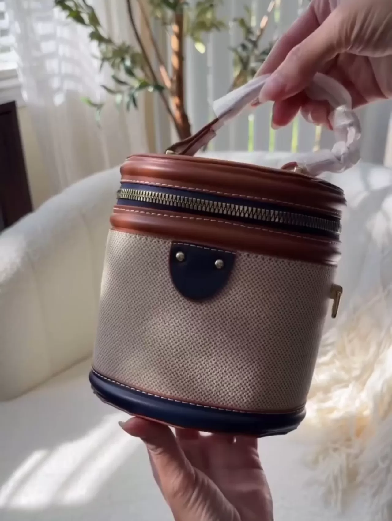 Shein'in En Trend Çanta Modelleri: Pembe Crossbody ve Diğerleri