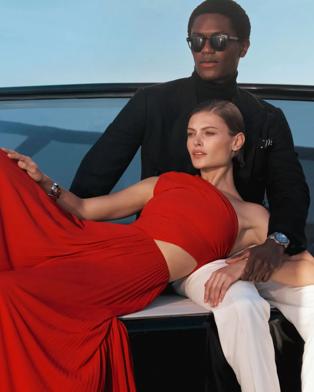 Ralph Lauren 2026 İlkbahar/Yaz Koleksiyonu: Denizci Temalı Lüks Akşam Kıyafetleri