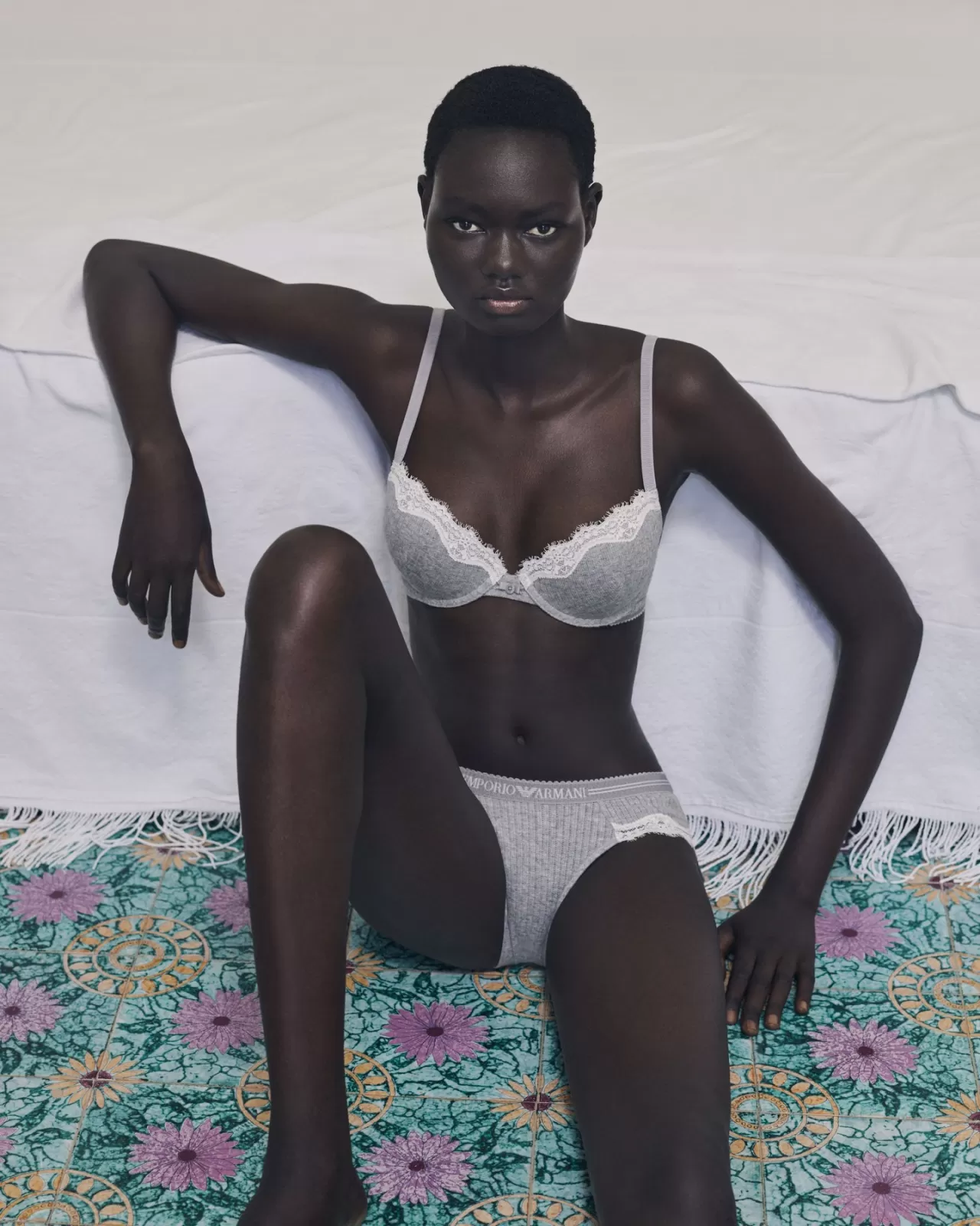 Emporio Armani'den Yeni Koleksiyon: "Every Detail Essential"