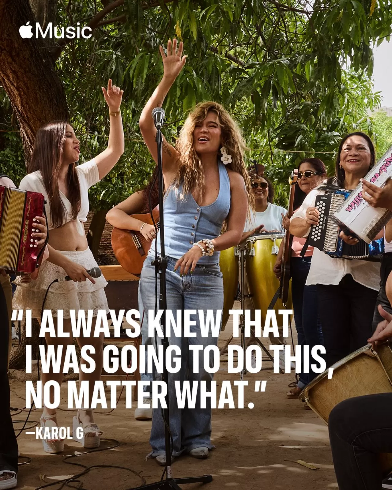 Karol G, Zane Lowe ile Tropicoqueta Albümünü ve Festival Başarısını Konuştu