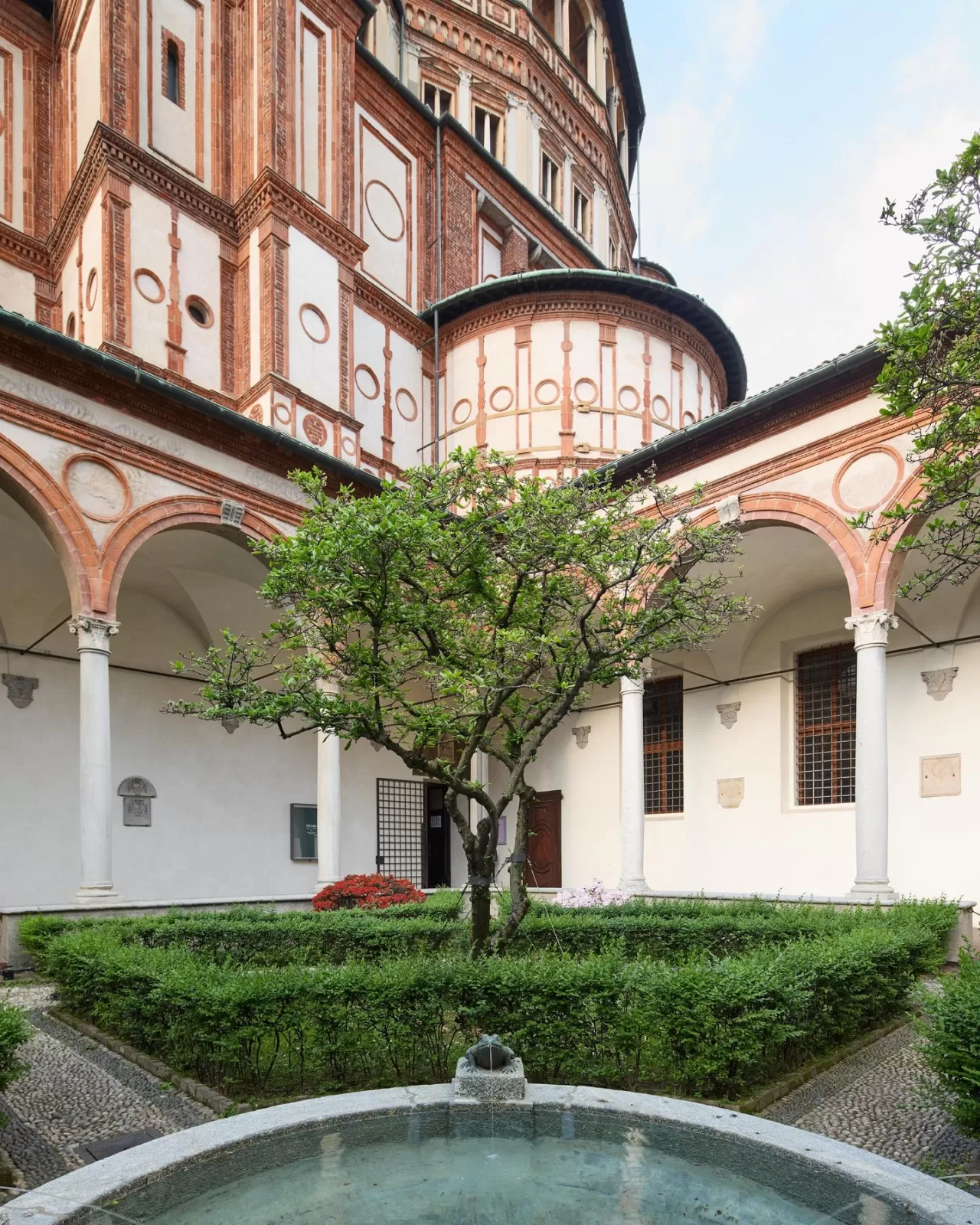 Prada Frames In Sight 2026 Milano'da Başladı