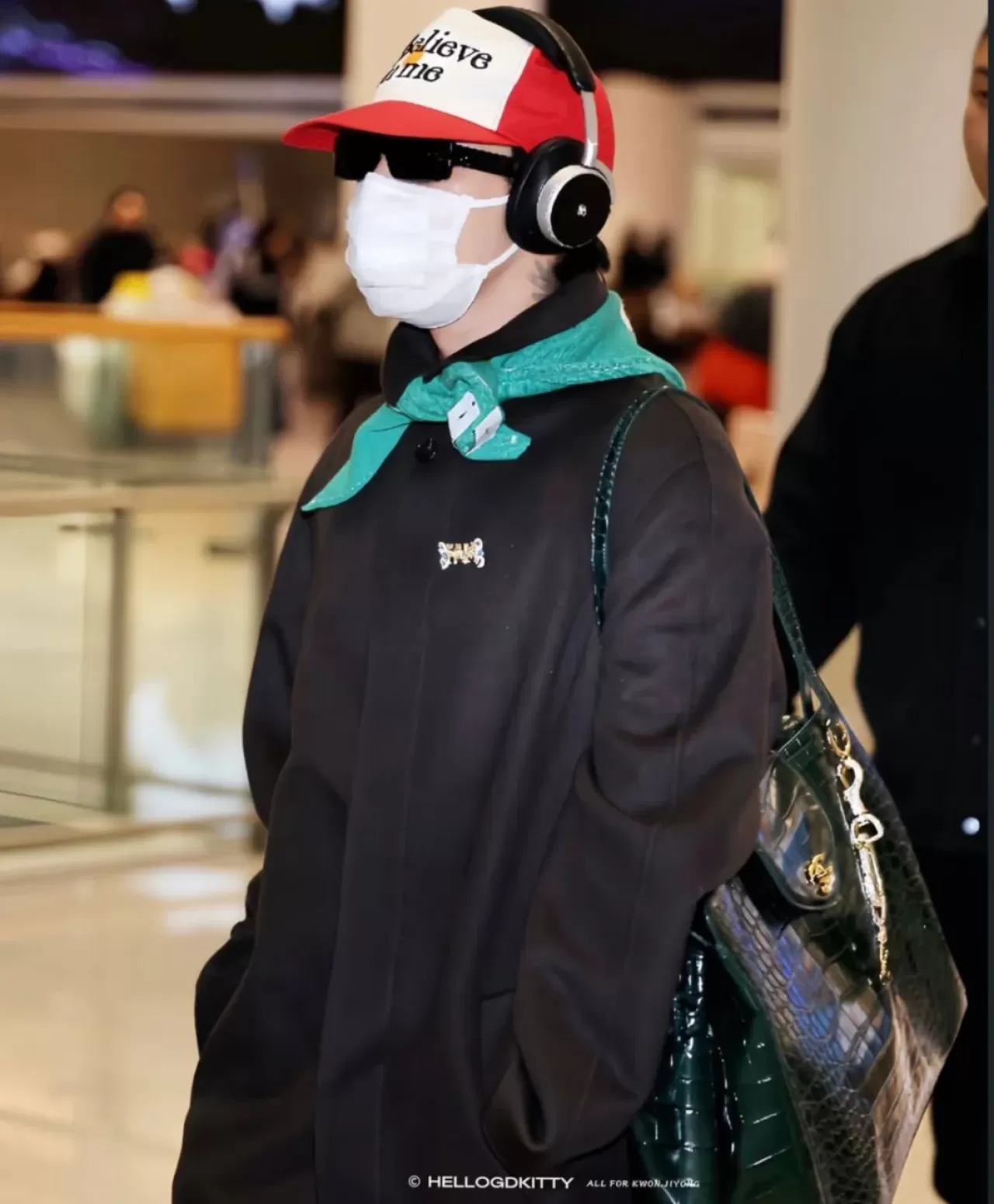 BIGBANG GD ve Daesung Güney Kore'ye Döndü