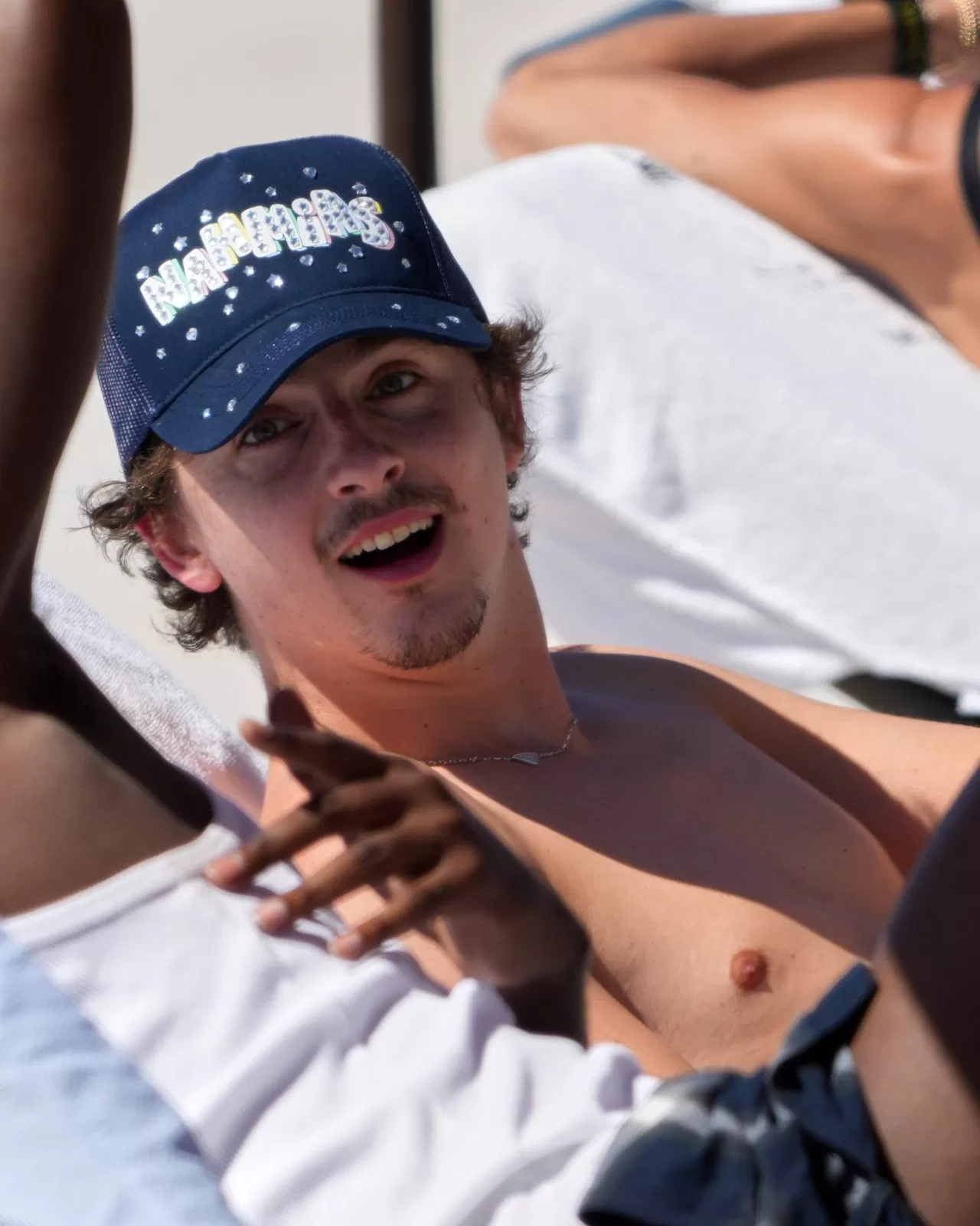 Timothée Chalamet'in Yeni Gözdesi: Minimalist Puma Sneaker'lar