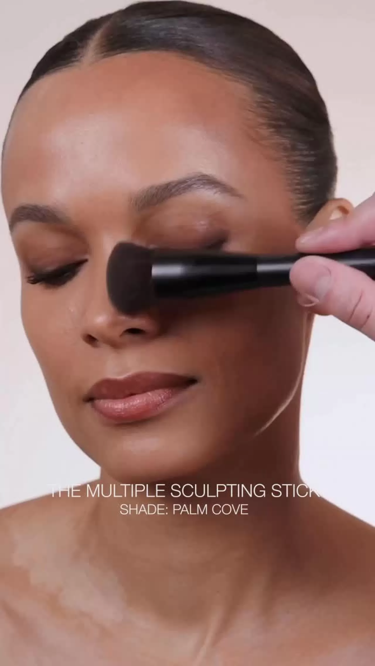 NARS Multiple Sculpting Stick ile Doğal Kontür: Tek Ürün, Dört Bölge