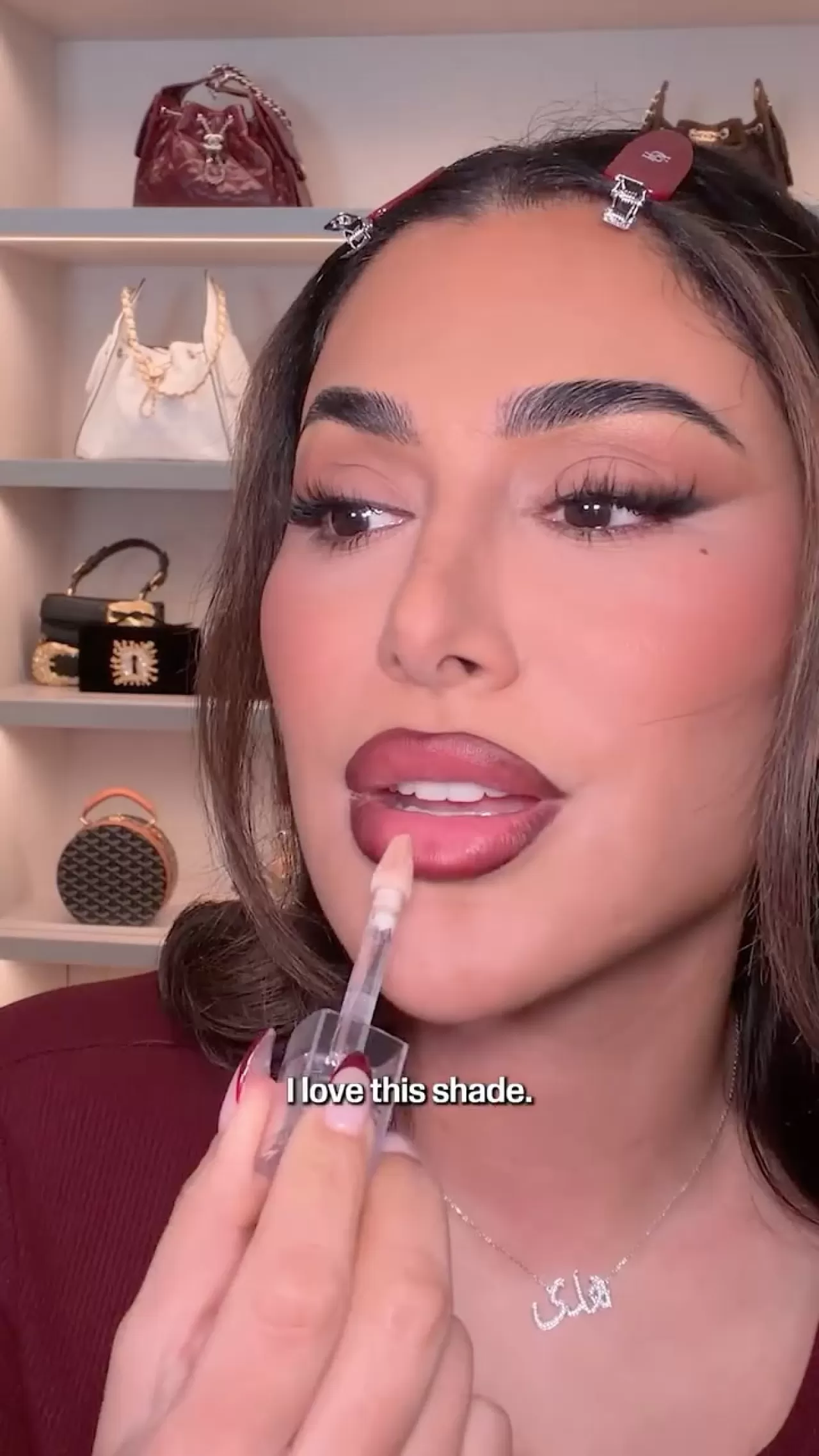 HUDA Beauty'nin Yeni Ruj ve Dudak Boyası Pizza Testiyle Sınıyor