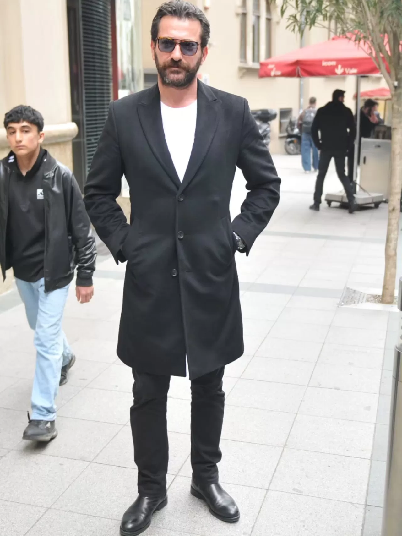 Burç Kümbetlioğlu Uzak Şehir'den Ayrılıyor mu? Final Tarihi Belli Oldu