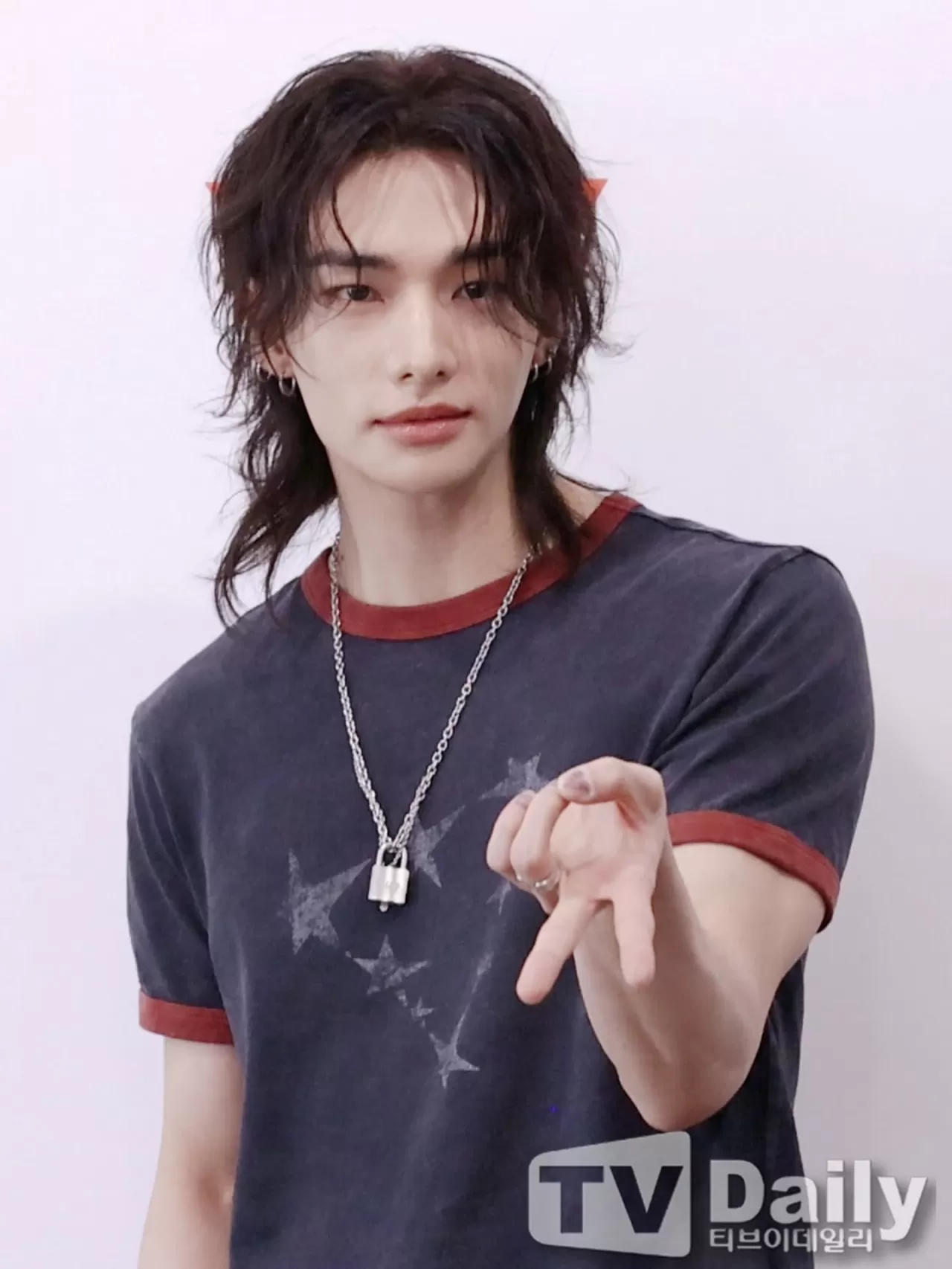 Hyunjin Seongsu GUESS Pop-Up Mağazasında Hayranlarıyla Buluştu