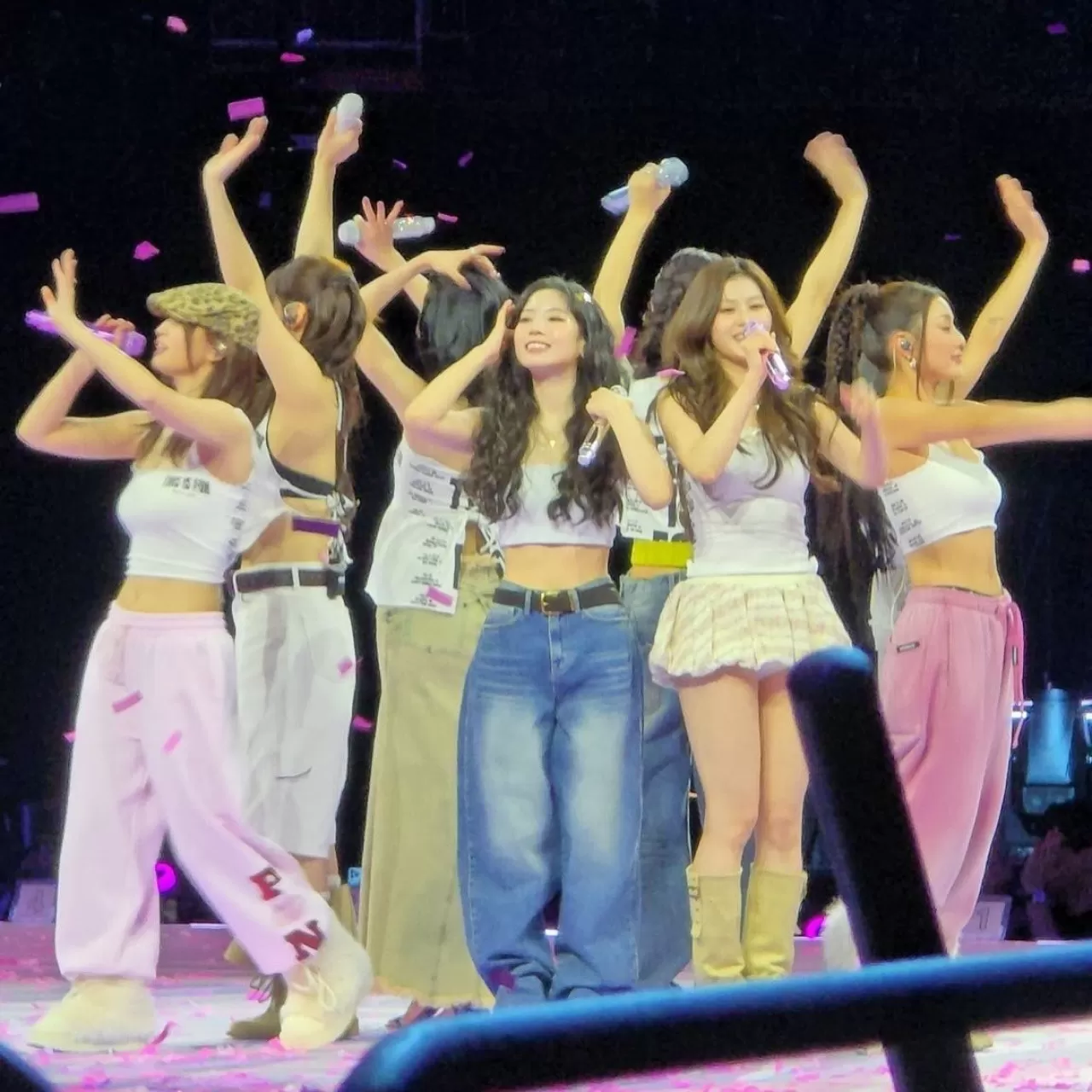 TWICE, MUFG Stadyumu'nda Tarihi Konsere Hazırlanıyor