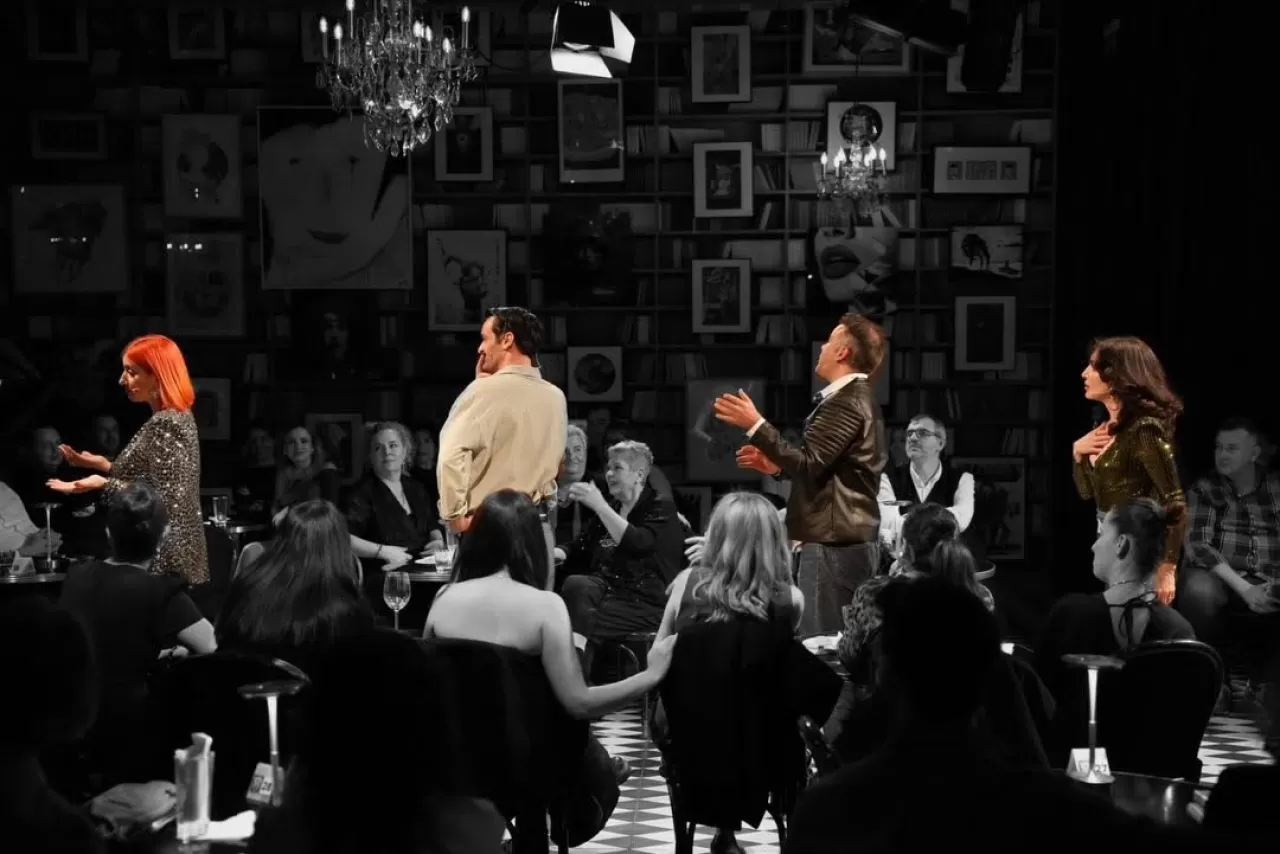 Okan Bayülgen'in Yeşilçam Temalı 