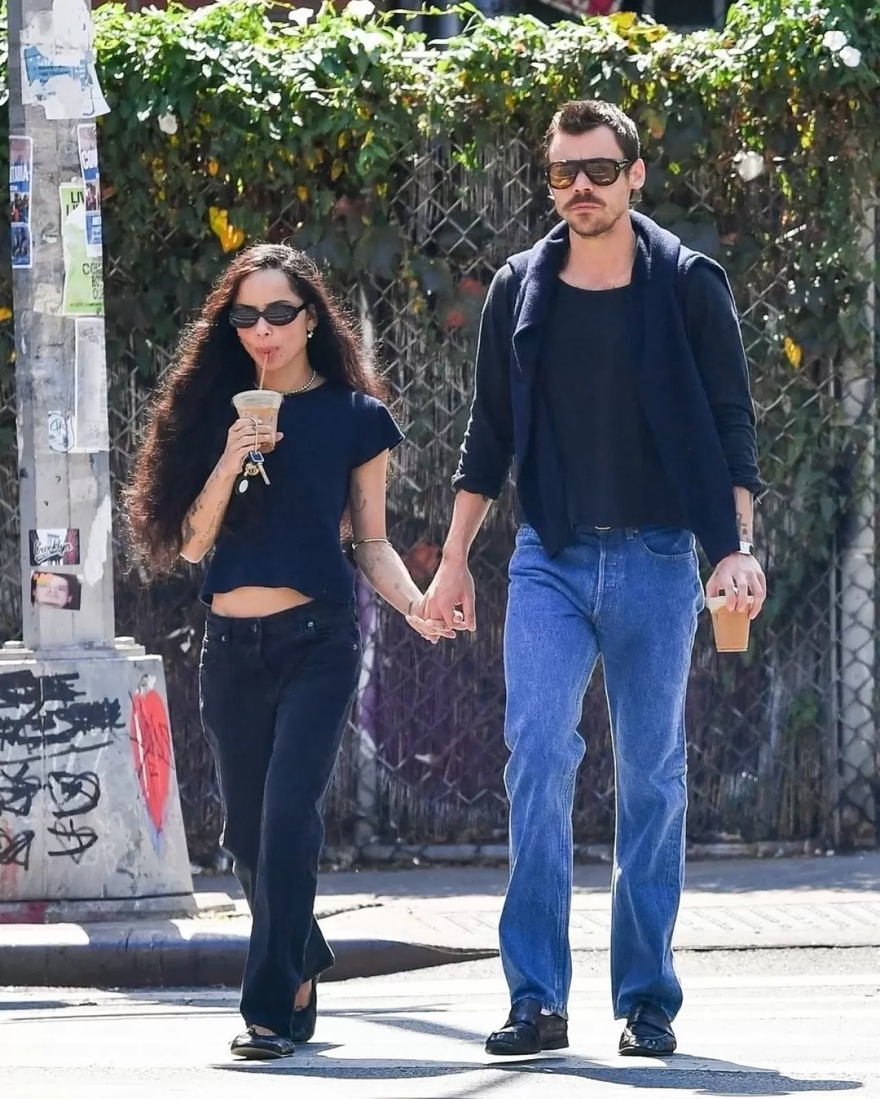 Harry Styles ve Zoë Kravitz Nişanlandı: 8 Aylık Aşk Resmileşti