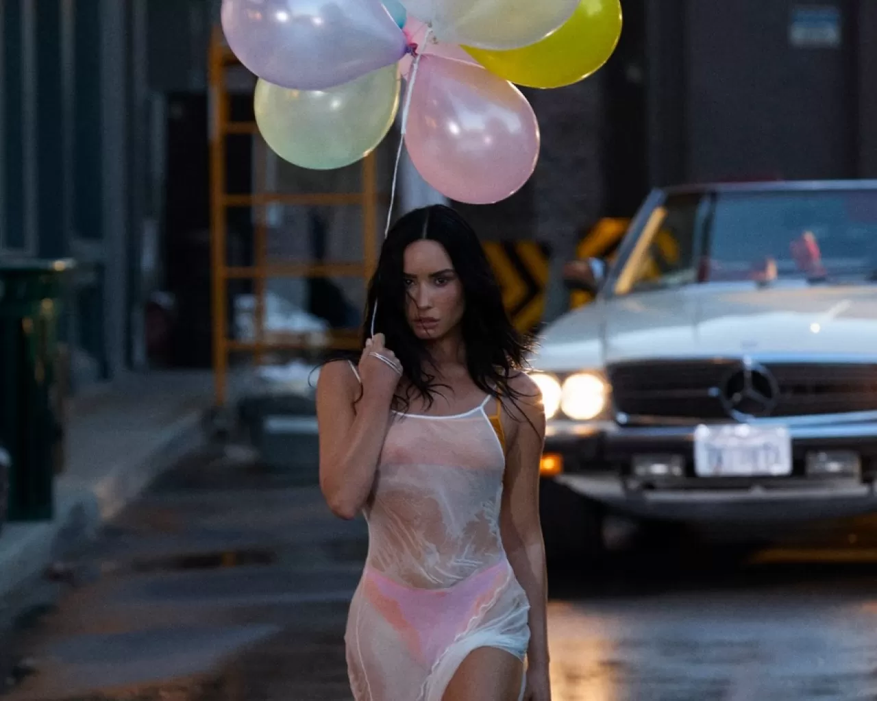 Demi Lovato 9. Albümün Deluxe Versiyonunu Duyurdu