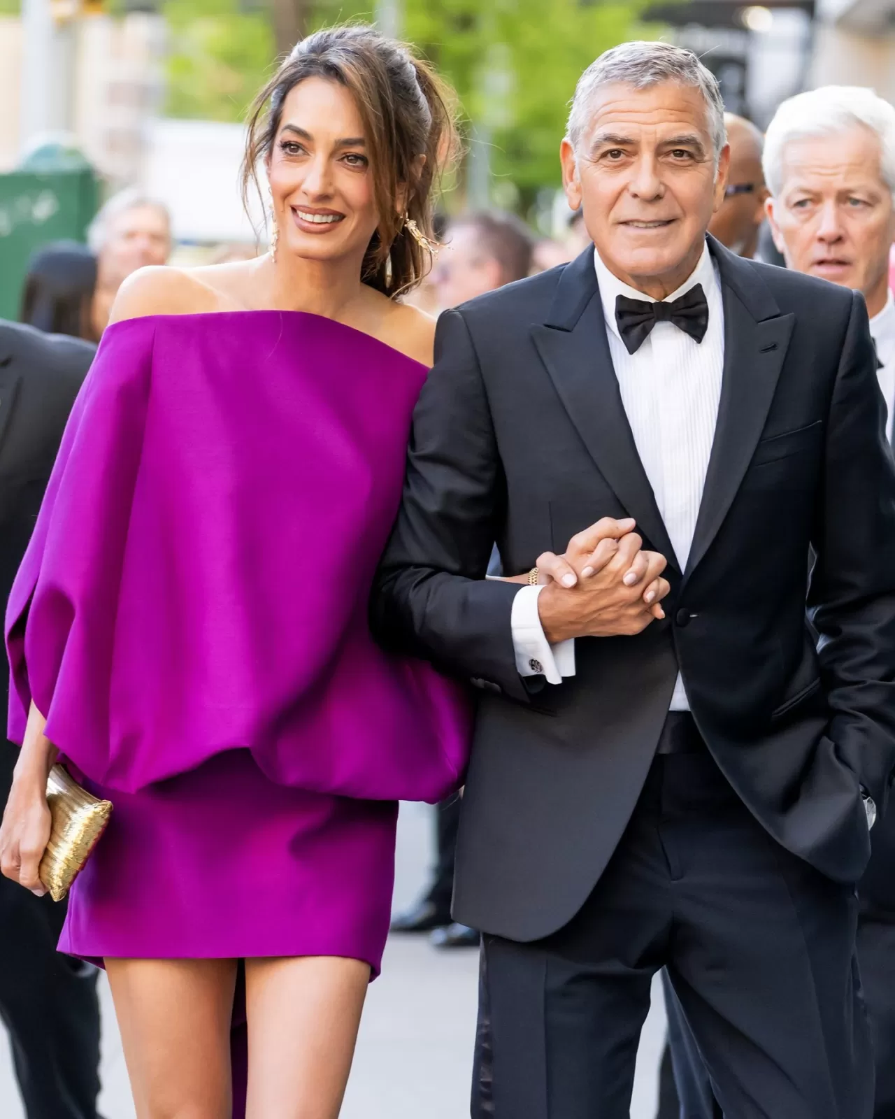 George Clooney, Chaplin Ödülü'nde Amal Clooney ve Omega Saati ile Büyüledi