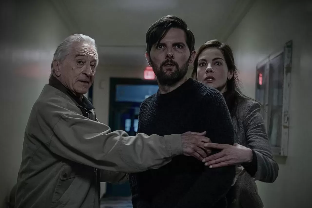 Robert De Niro ve Adam Scott Netflix'te Buluşuyor: Fısıltı Adam Geliyor