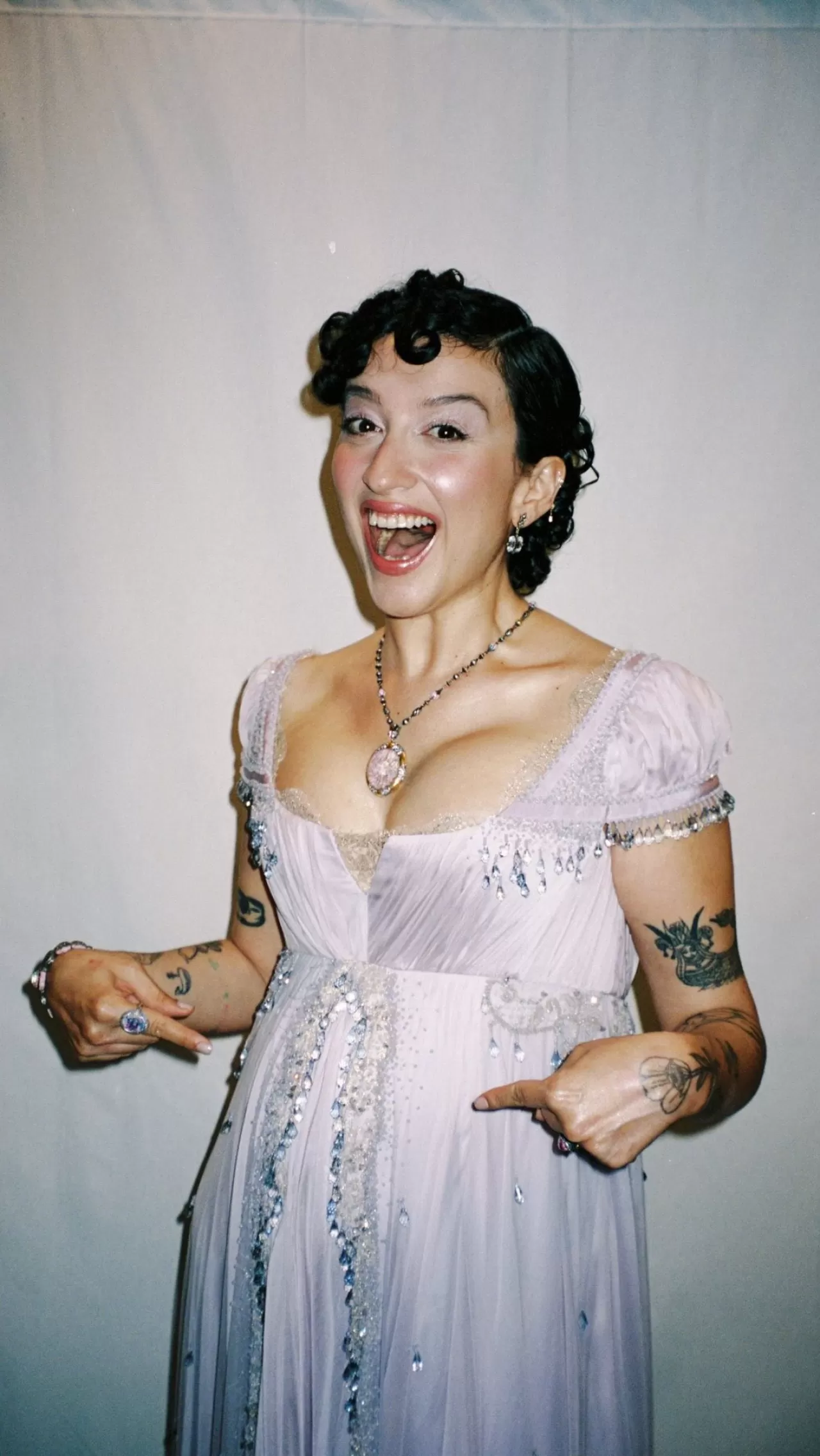 Melike Şahin, Sahneye 