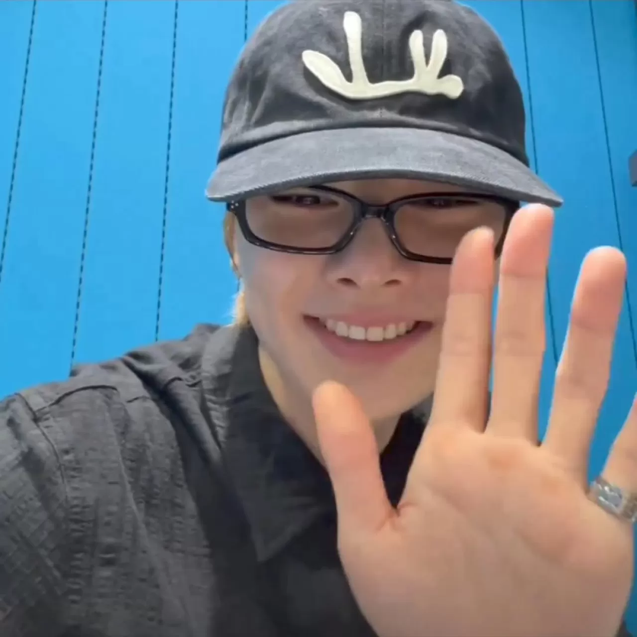 Stray Kids I.N (Yang Jeong-in) Weverse'ta Beklenmedik Canlı Yayın Açtı