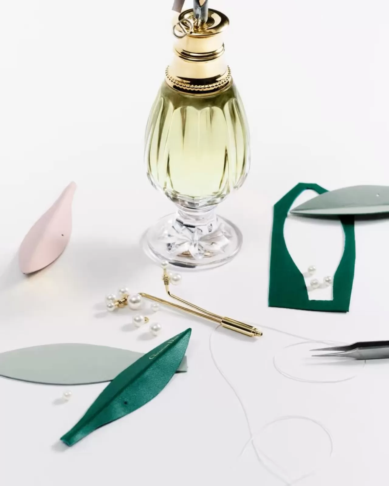 Dior Le Muguet İle Deri Zanaatkarlığı Buluşuyor