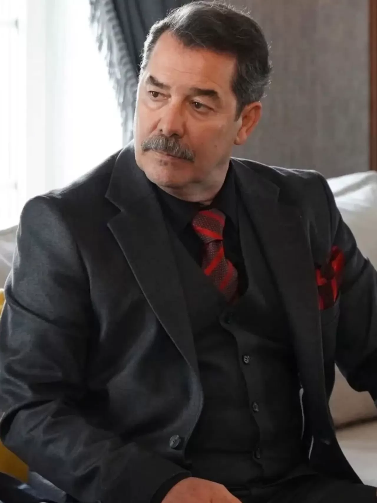 Cemal Şan 16 Yıl Sonra Sinemaya Dönüyor: Fikret Kuşkan'lı 