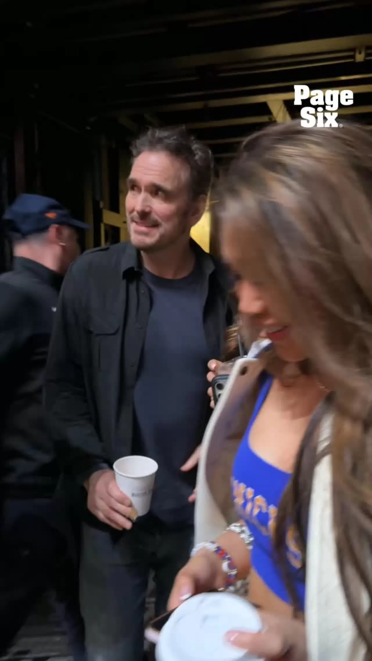 Matt Dillon, Knicks-76ers Playoff Maçında Madison Square Garden'da Görüldü