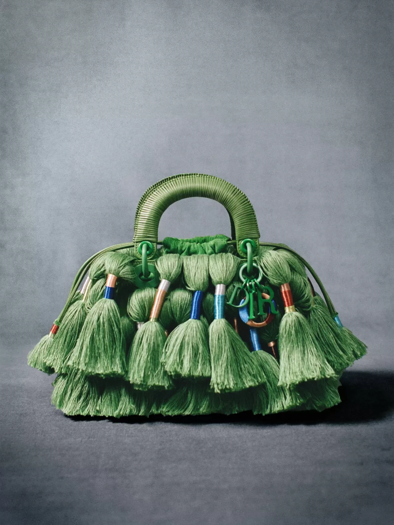 Dior'dan Sanatla Buluşan Lady Dior by Sheila Hicks