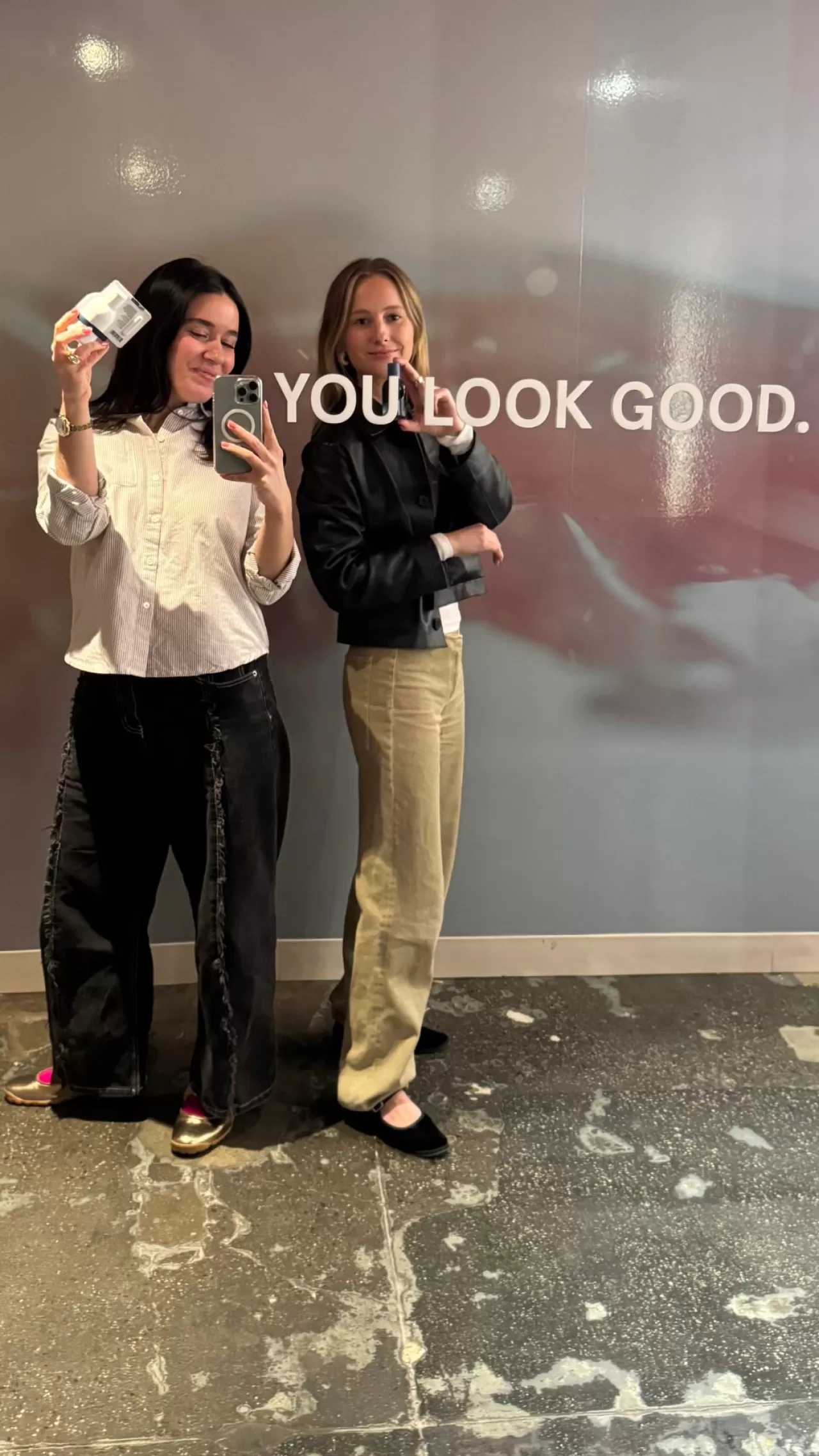 Glossier'ın Yeni Soie Serisiyle Parfüm Katmanlama Rehberi Başlıyor