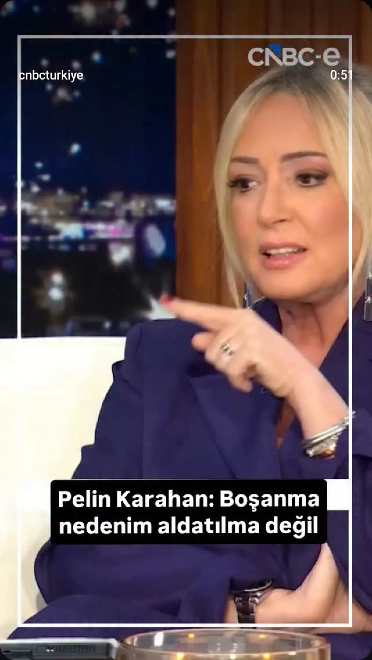 Saba Tümer'den Pelin Karahan'a İhanet Sorusu