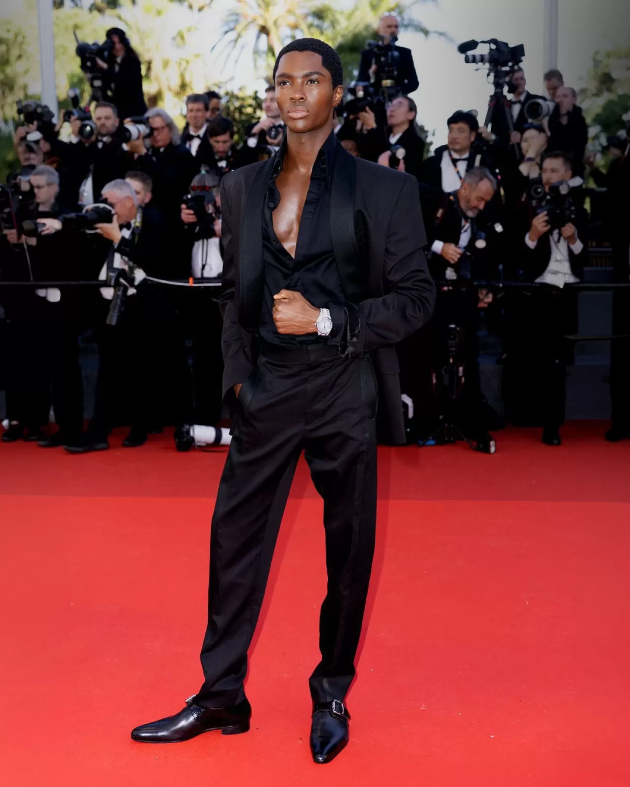 79. Cannes'da Vivienne Westwood İmzası: Yıldızlar Ne Giydi?
