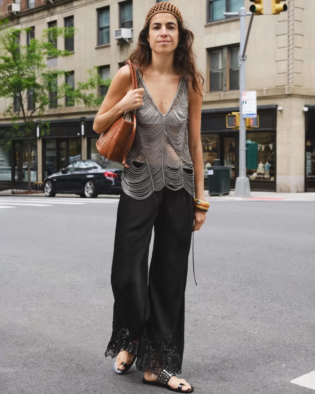 Zara'nın Yeni Kampanyası: Leandra Medine Cohen ile Güçlü Kadın İş Birliği