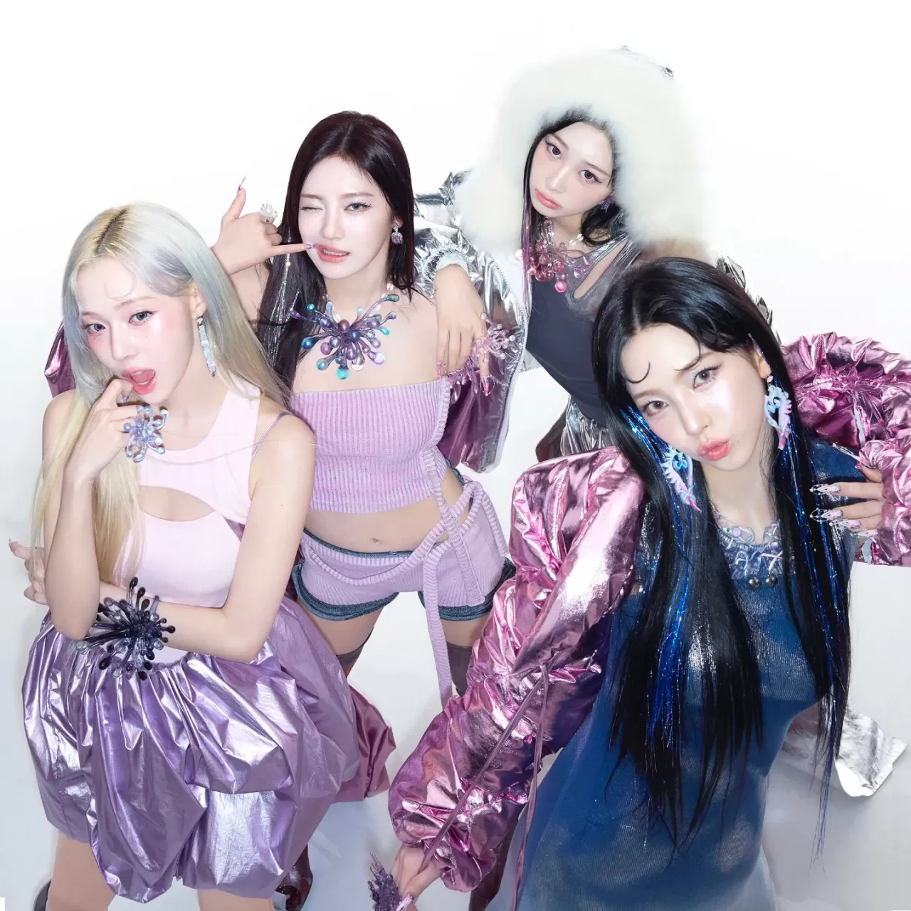 aespa'nın Supernova Şarkısı MelOn'da 100 Hafta Üst Üste Listede