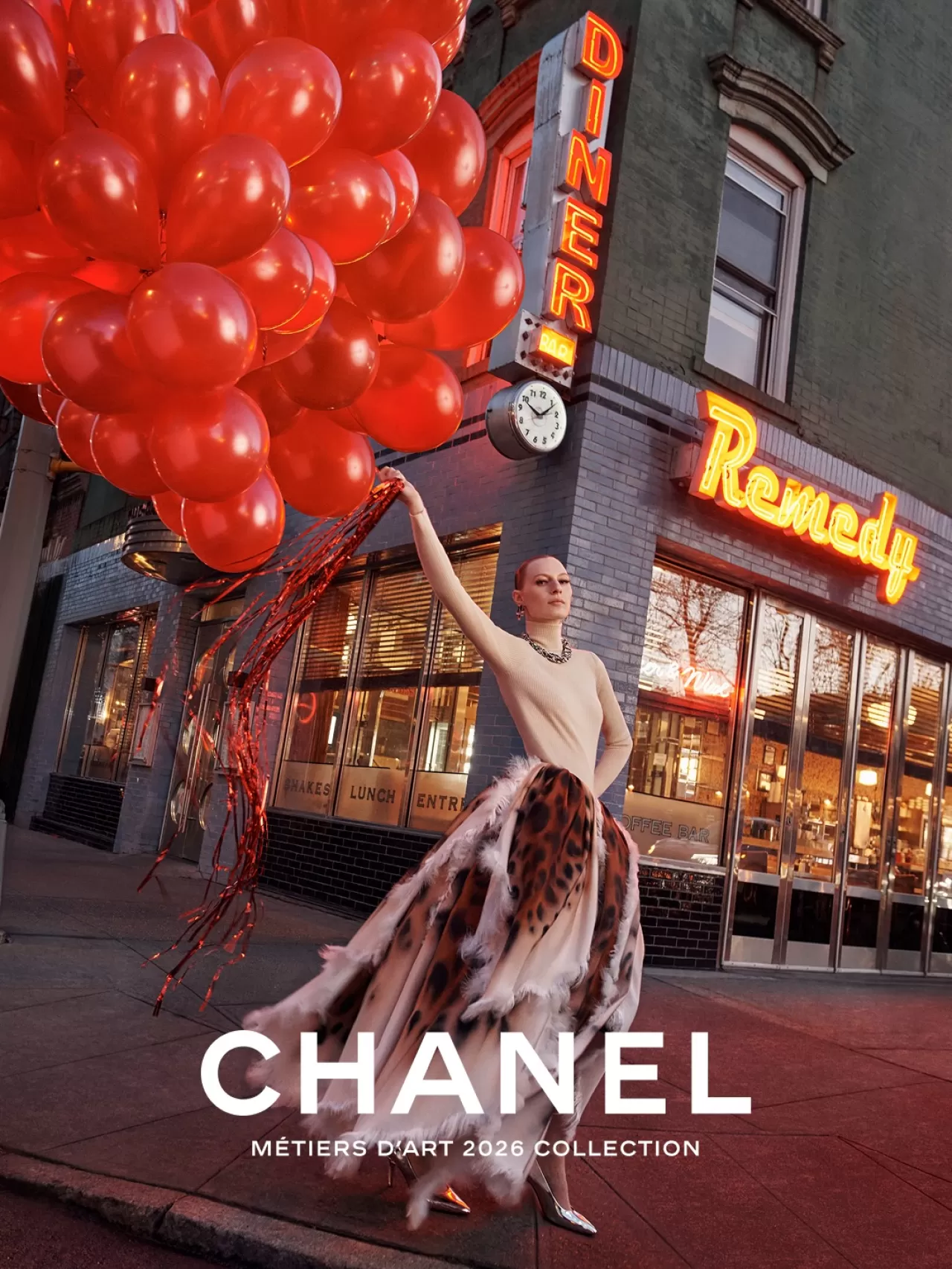 Chanel Métiers d'Art 2026 Koleksiyonu: Matthieu Blazy'nin İlk İmzası ve Satış Detayları