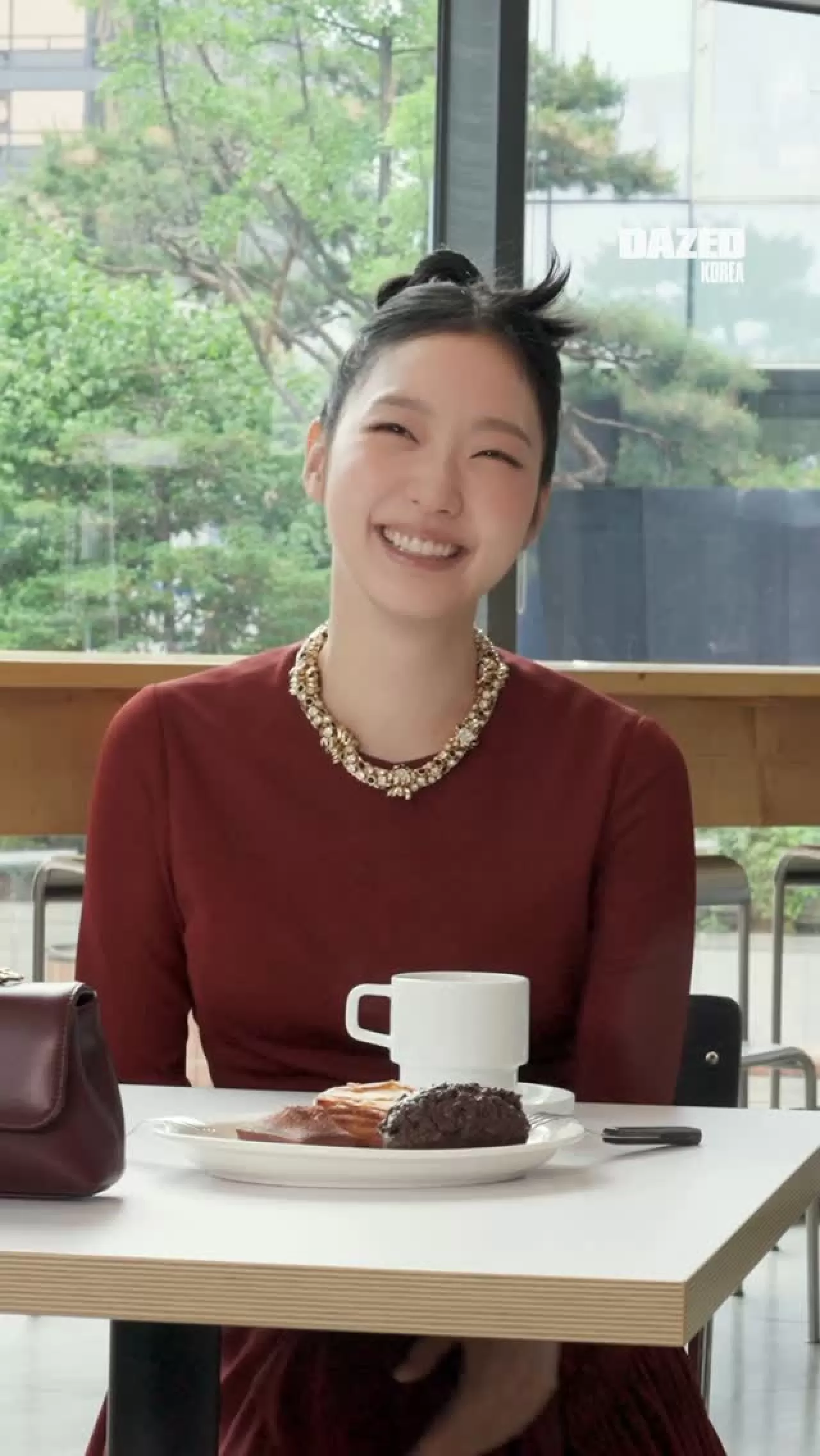 Kim Go-eun, Chanel'in Seoul Show Sonrası Dazed ile Samimi Röportaj Verdi