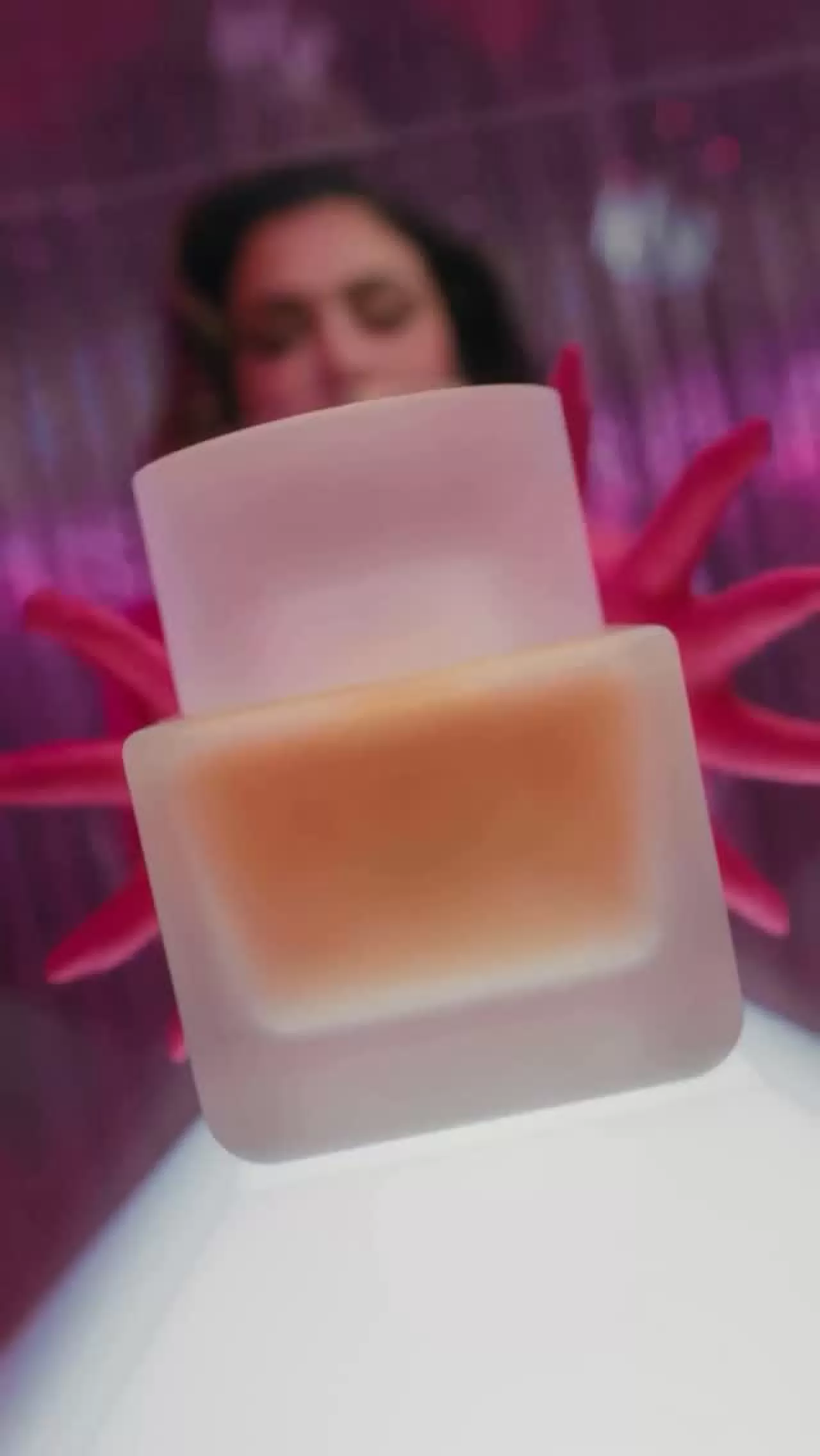 Huda Beauty Easy Bake Intense Lansmanı: Yarın Tüm Dünyada Satışta