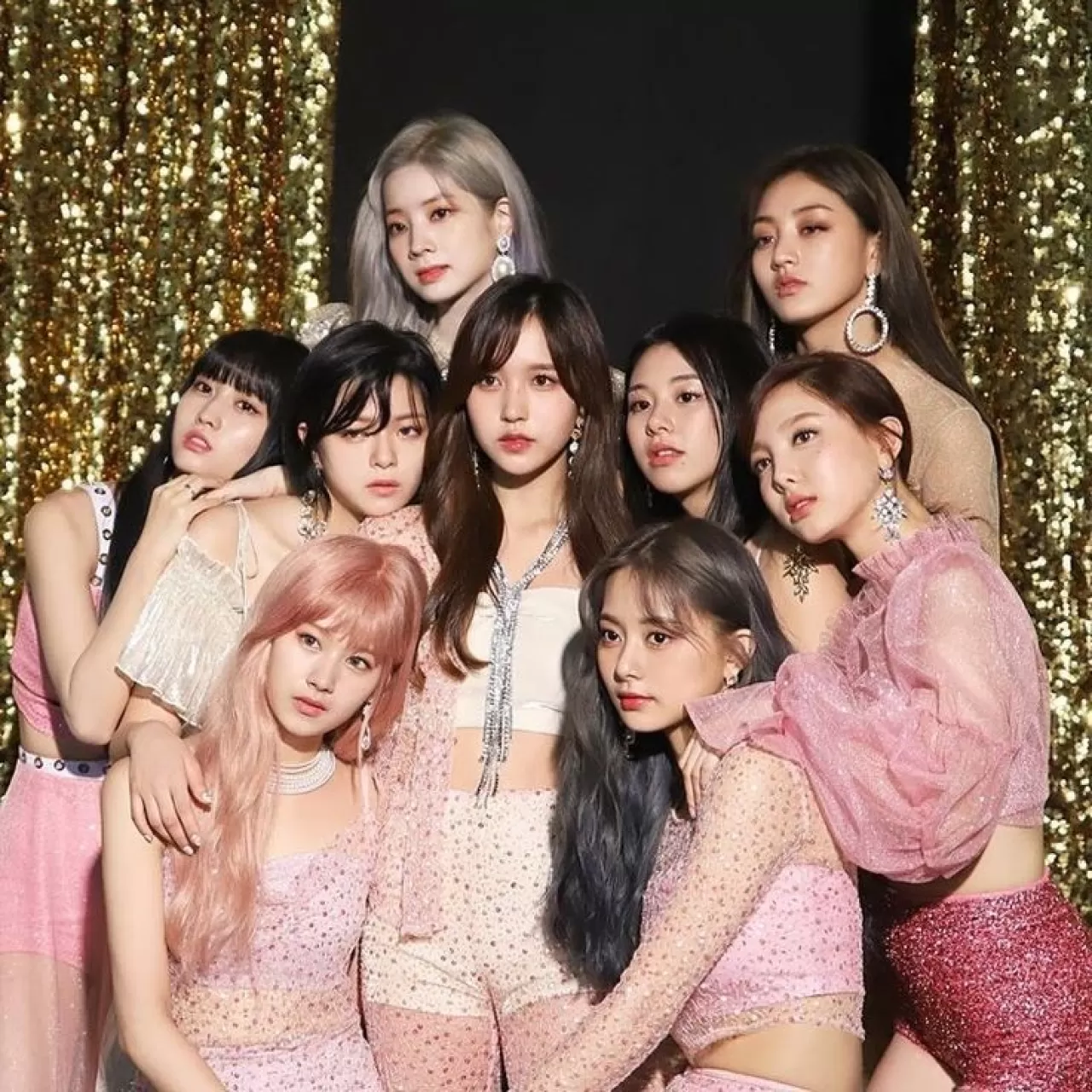 TWICE'dan İkili Başarı: FEEL SPECIAL ve FANCY Japonya'da Platin Sertifikası Aldı