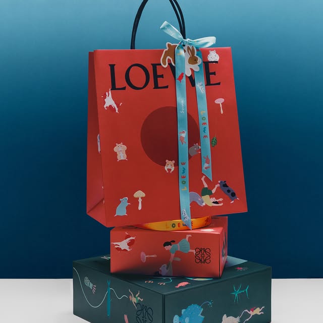 Loewe ve Suna Fujita ile Özel Koleksiyon: Renkli Varlıklar